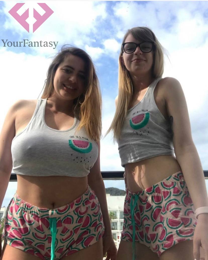 hSTzAP21 Your Fantasy - Two very sexy teens get naked, kiss, and have a threesome AI (DM for custom requets) 02.jpg